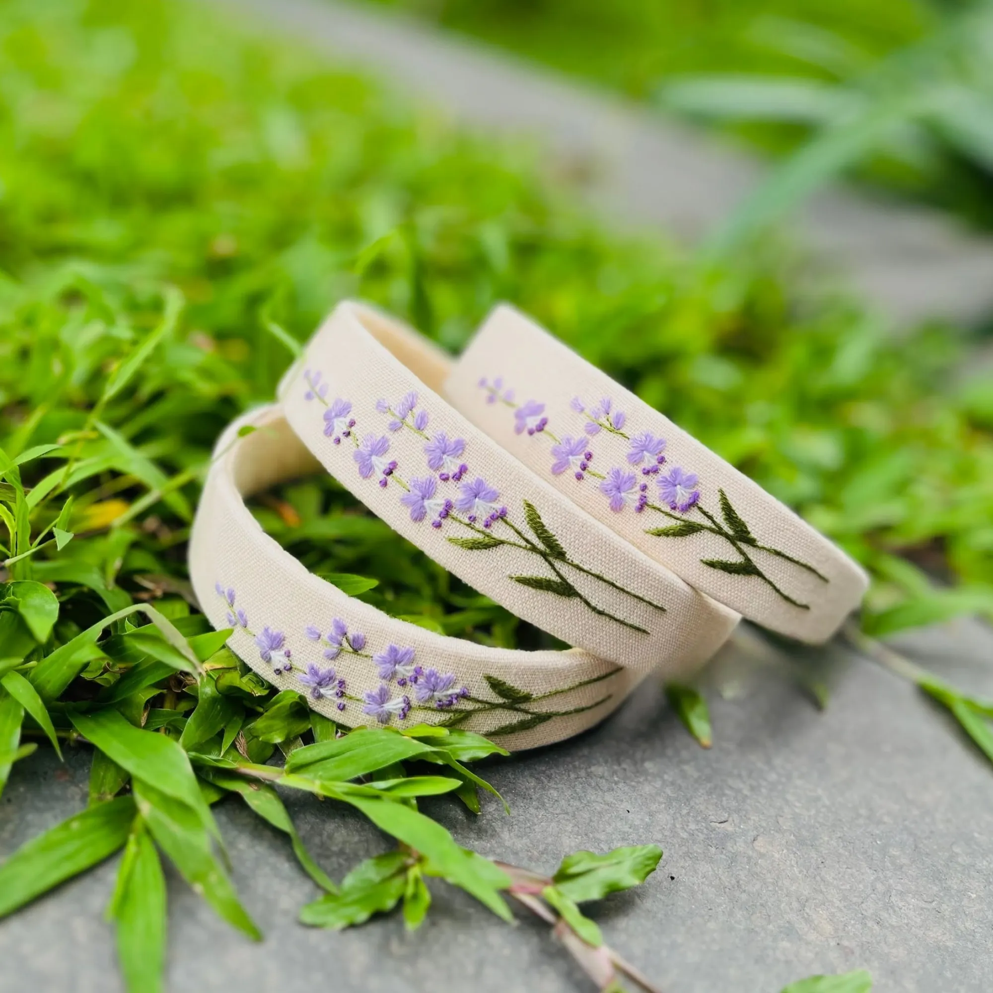 Hand Floral Embroidered Headband, Embroidered Hairband, Daisy Hairband, Women headband