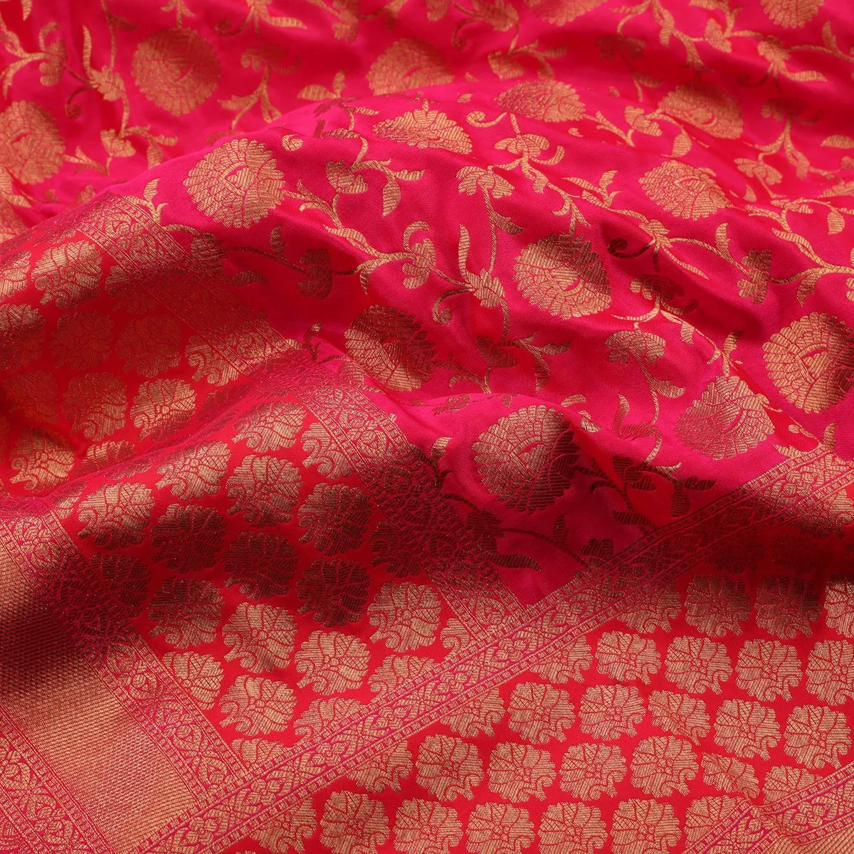 Handwoven Cherry Red Banarasi Silk Sari - WIISHNIKARIDNAM0088