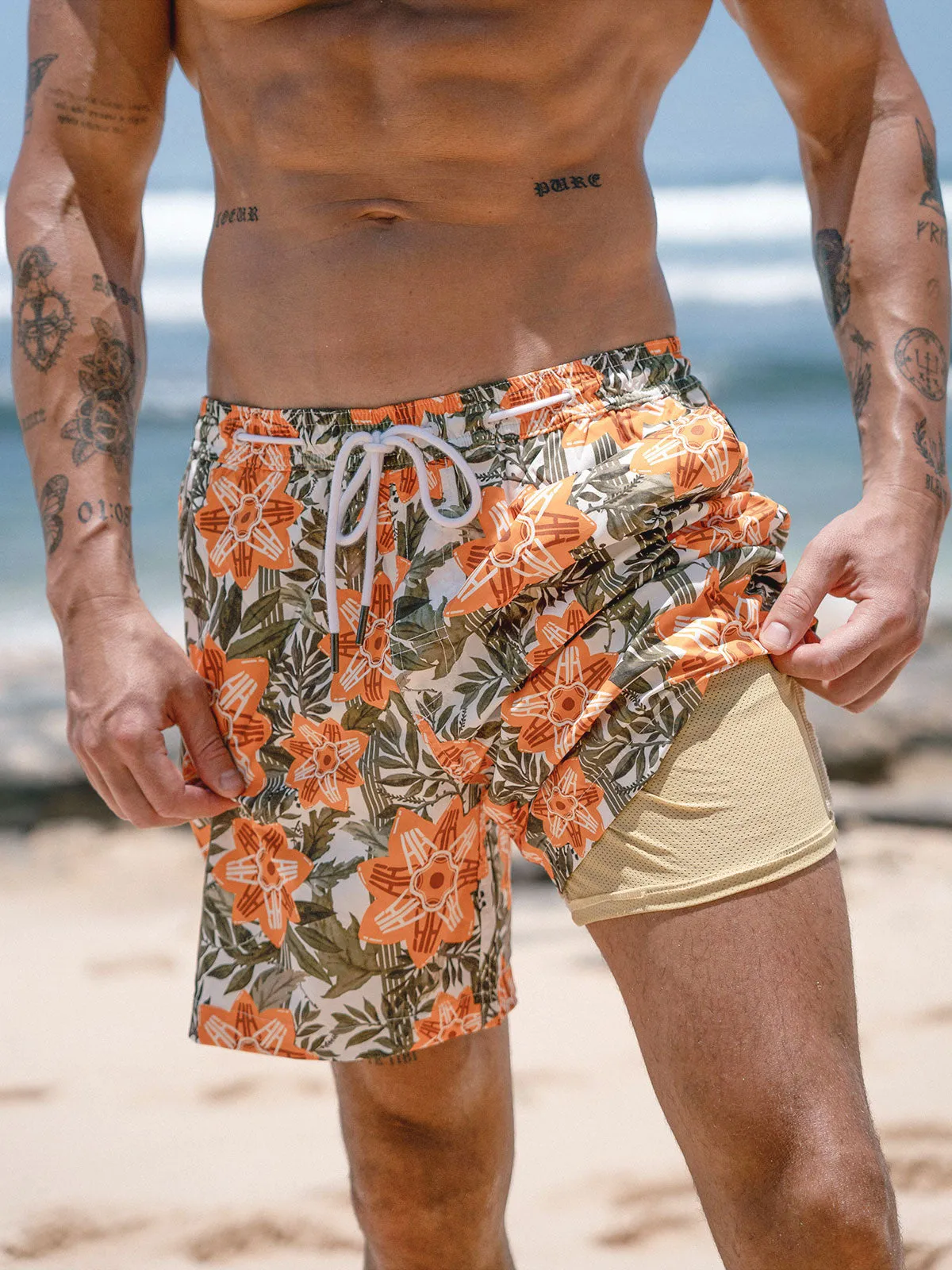 Hapnix® - The Orange Floral Men's 7" Swim Trunks