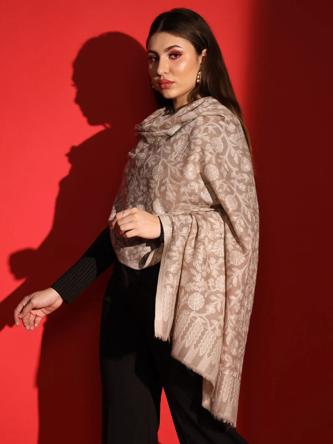 Kashmiri Embroidered Shawl for Women: Elegant Sozni embroidery Kashmiri Shawl Collection